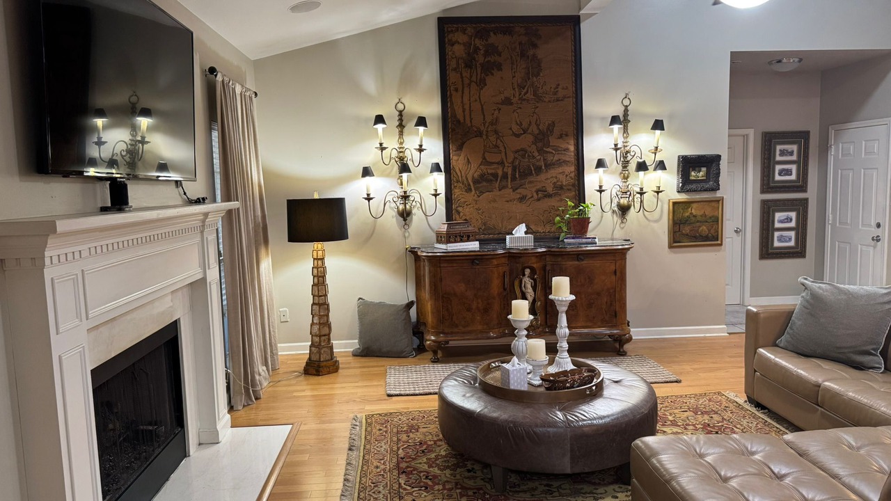Photo of Livingroom in River Mountain