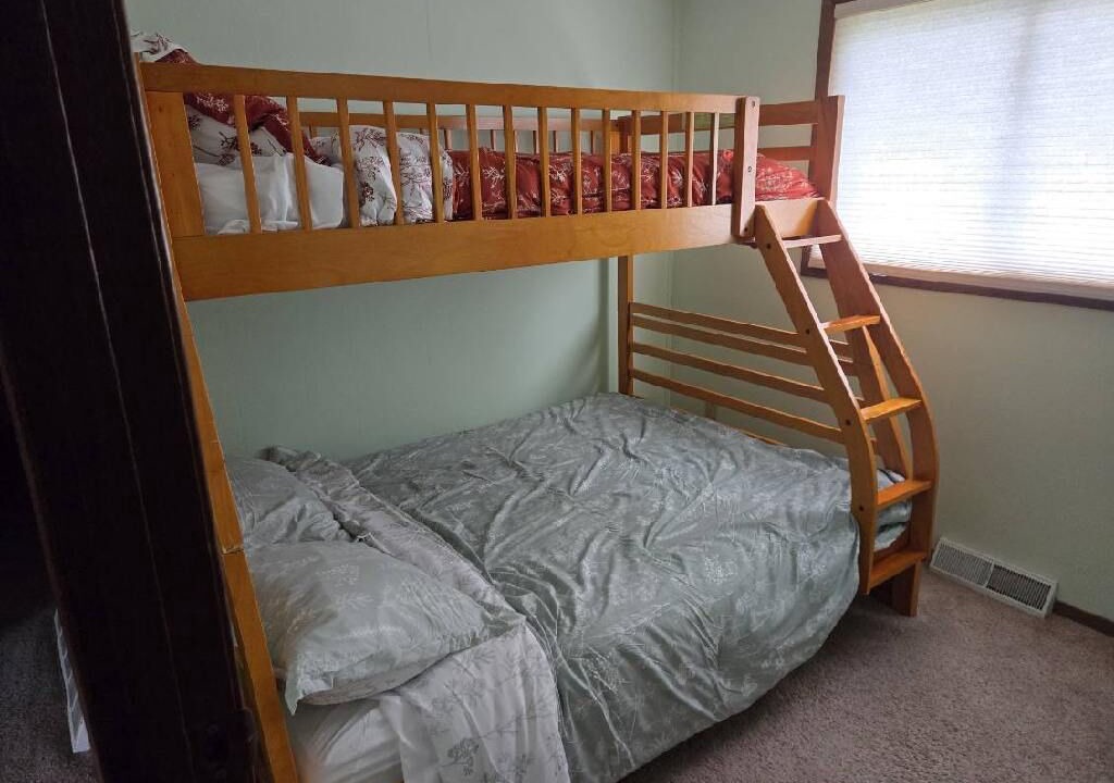 Photo of Bedroom in Cassville