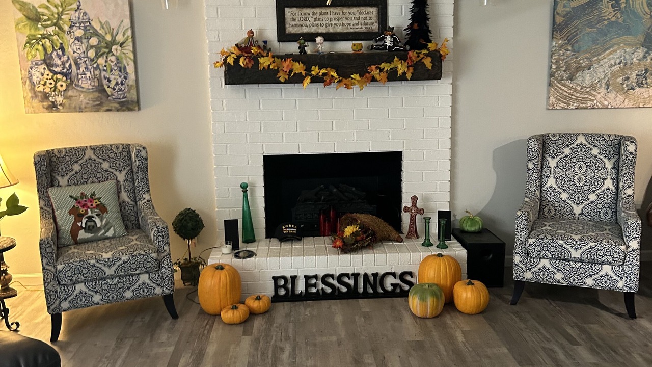 Photo of Livingroom in Guthrie