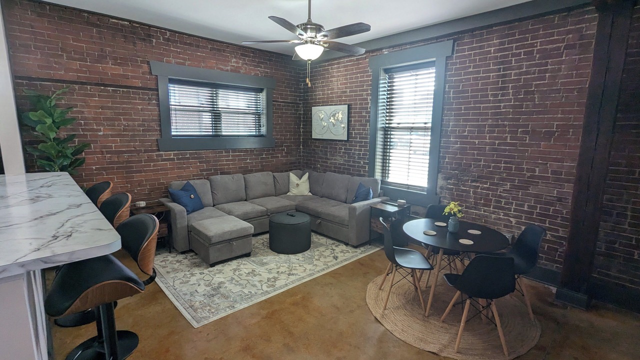 Photo of Livingroom in Belleville