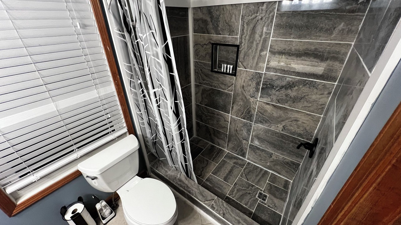 Photo of Bathroom in Goodlettsville