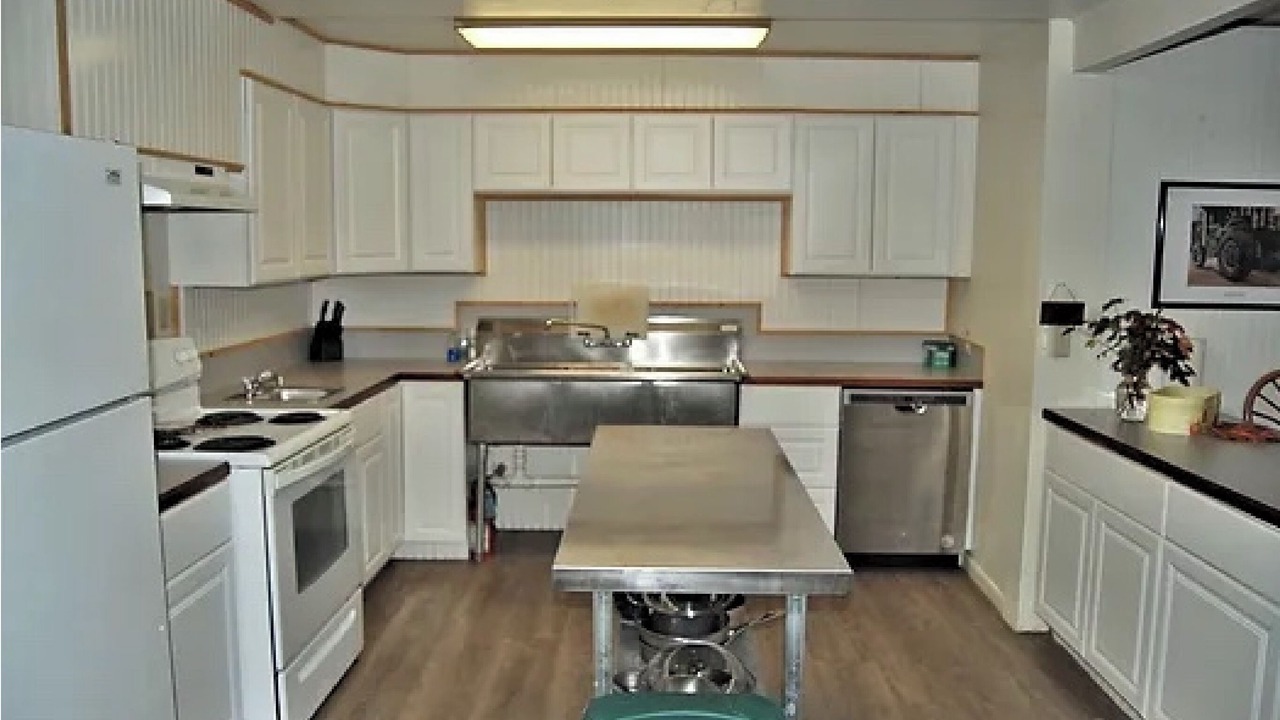Photo of Kitchen in Fox