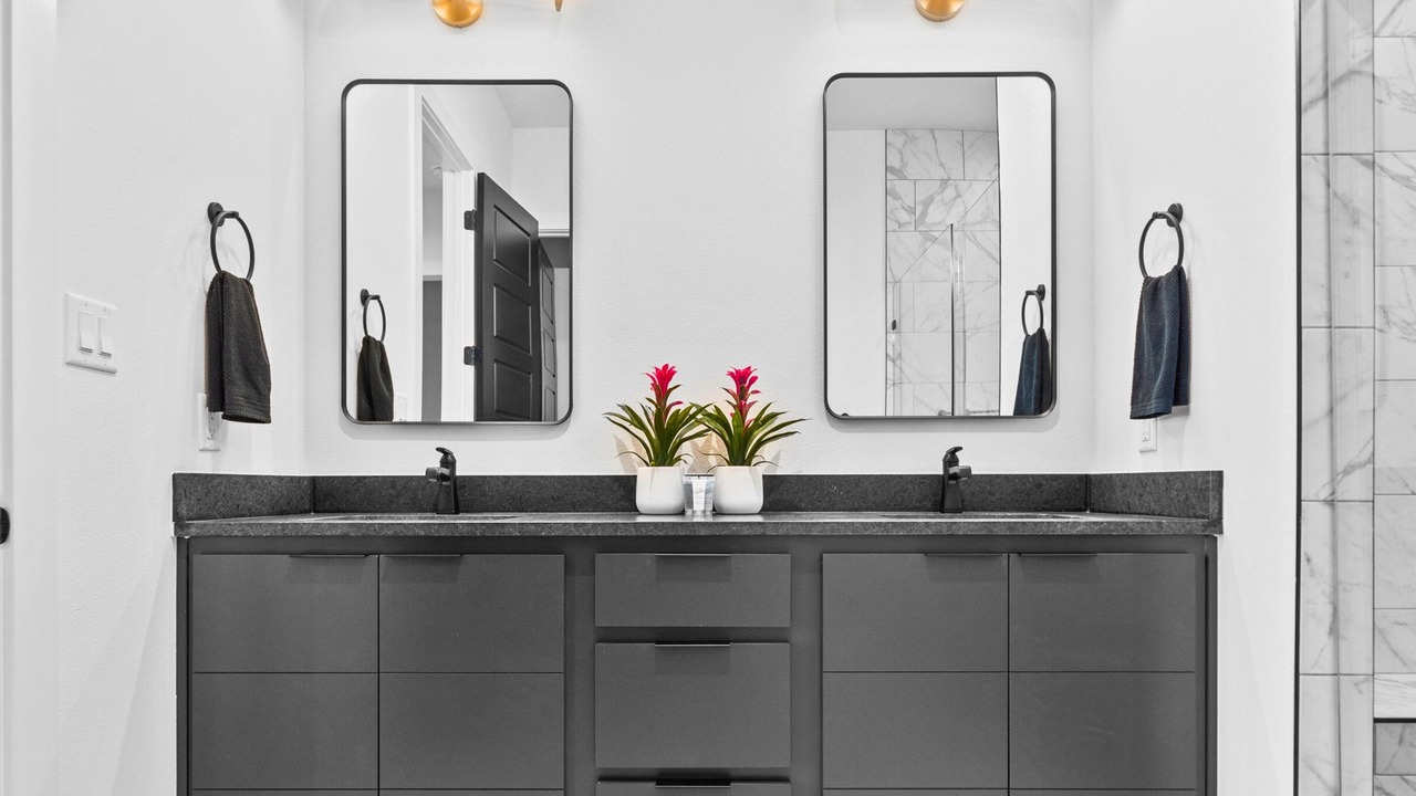 Photo of Bathroom in Piney