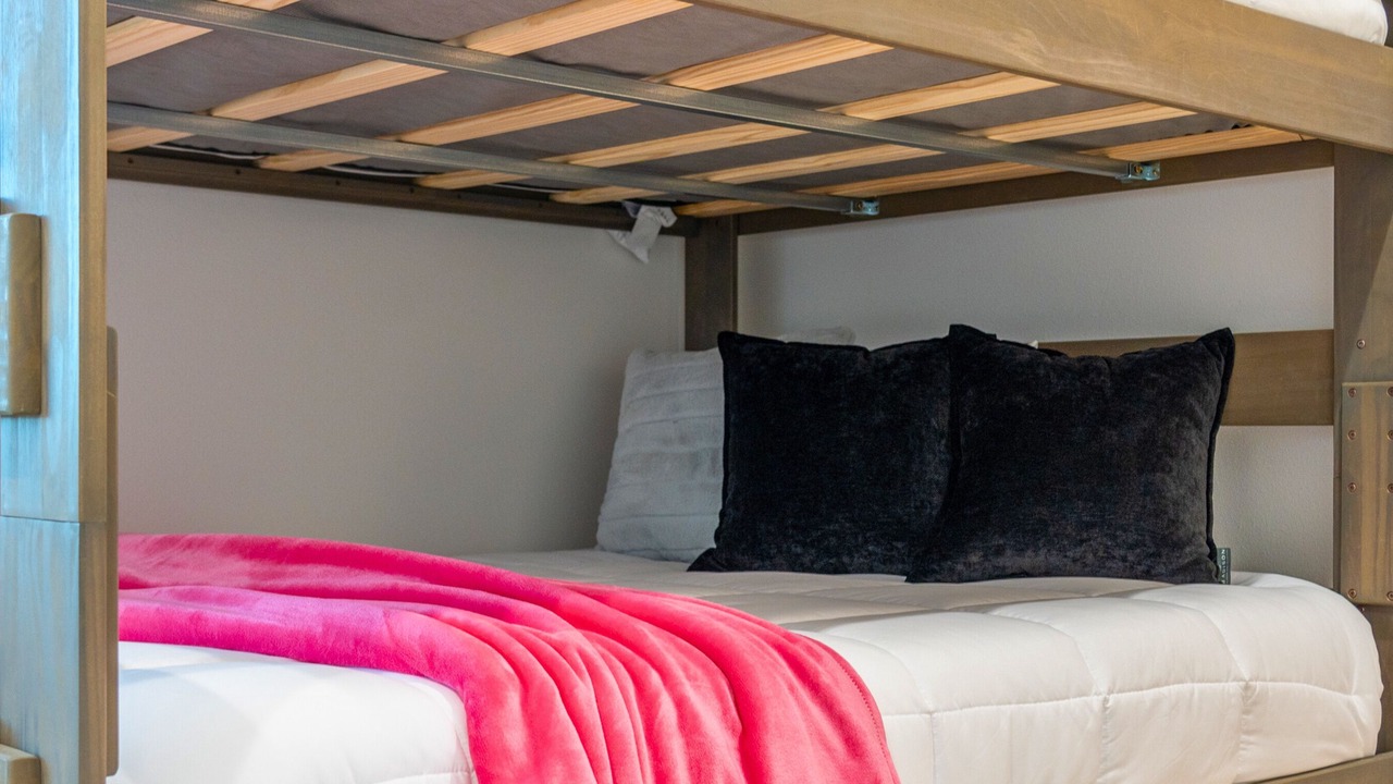Photo of Bedroom in Piney