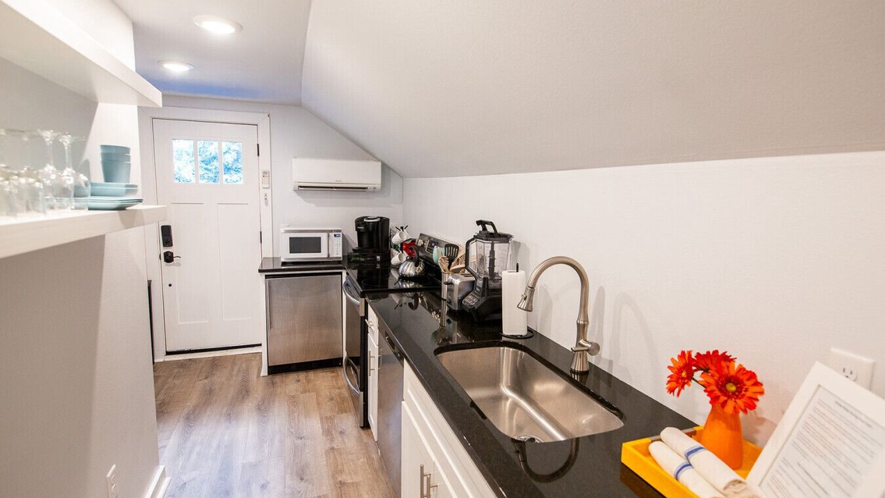 Photo of Kitchen in Capital View