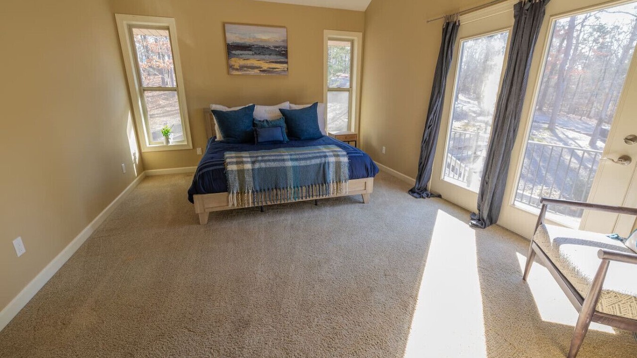 Photo of Bedroom in Hot Springs Village