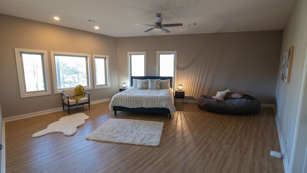 Photo of Bedroom in Hot Springs Village