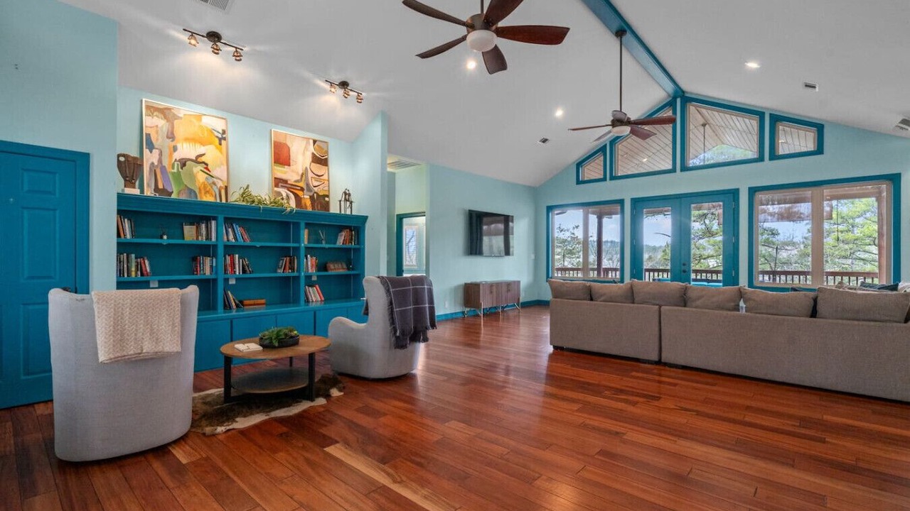 Photo of Livingroom in Hot Springs Village