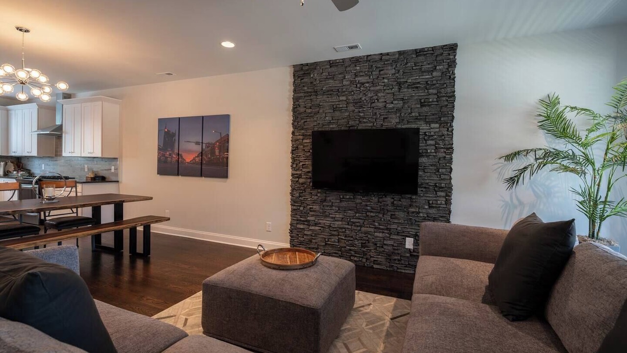 Photo of Livingroom in South Nashville