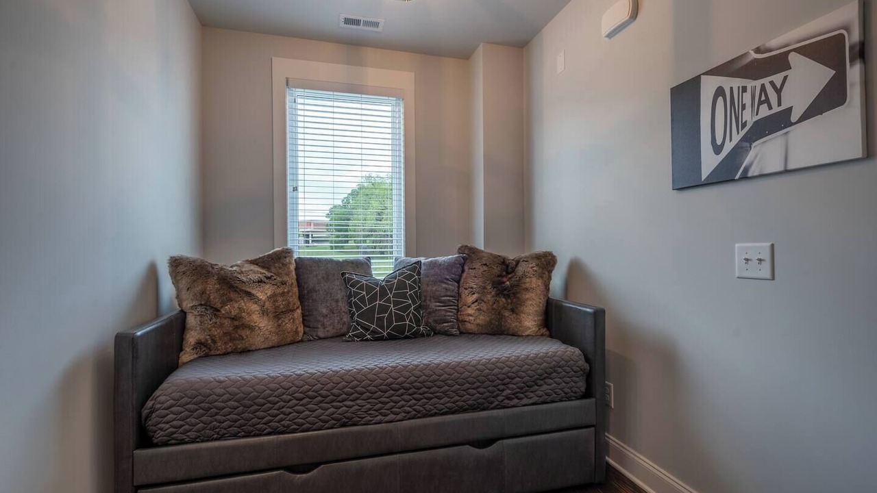 Photo of Livingroom in South Nashville