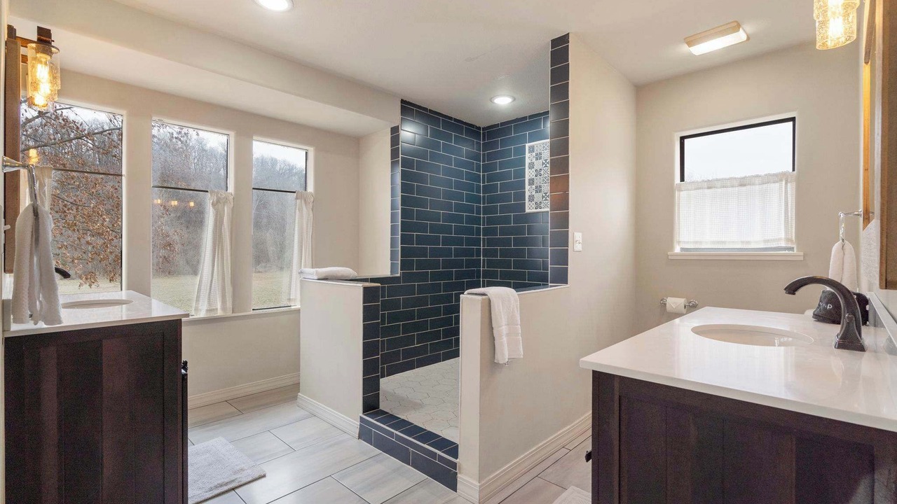 Photo of Bathroom in Little Flock