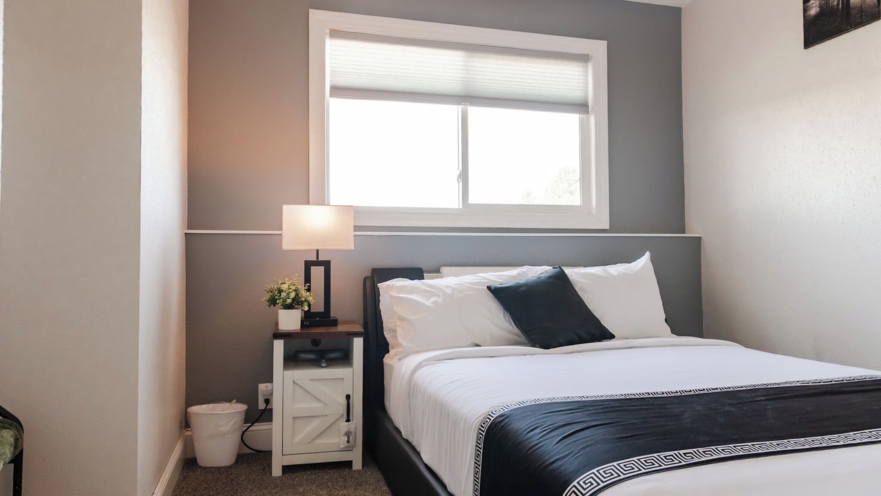 Photo of Bedroom in Loganville