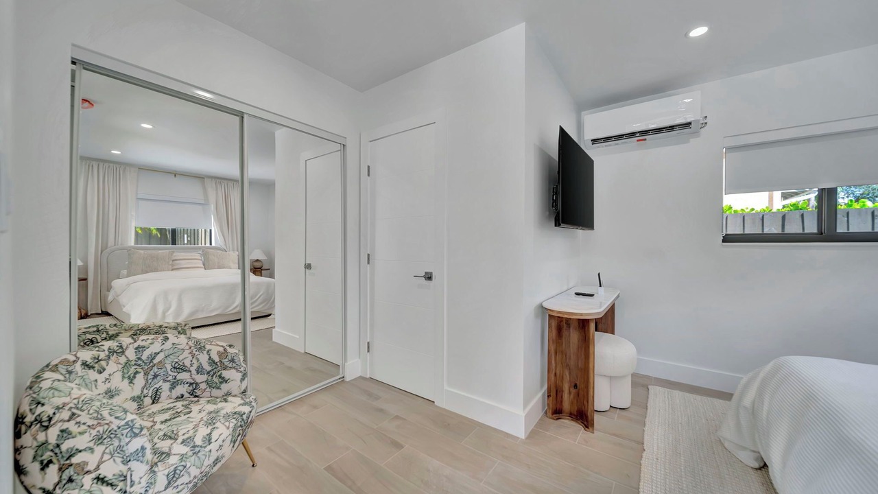 Photo of Bedroom in Coral Ridge