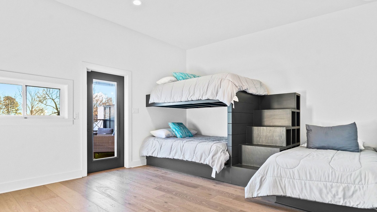 Photo of Bedroom in Piney
