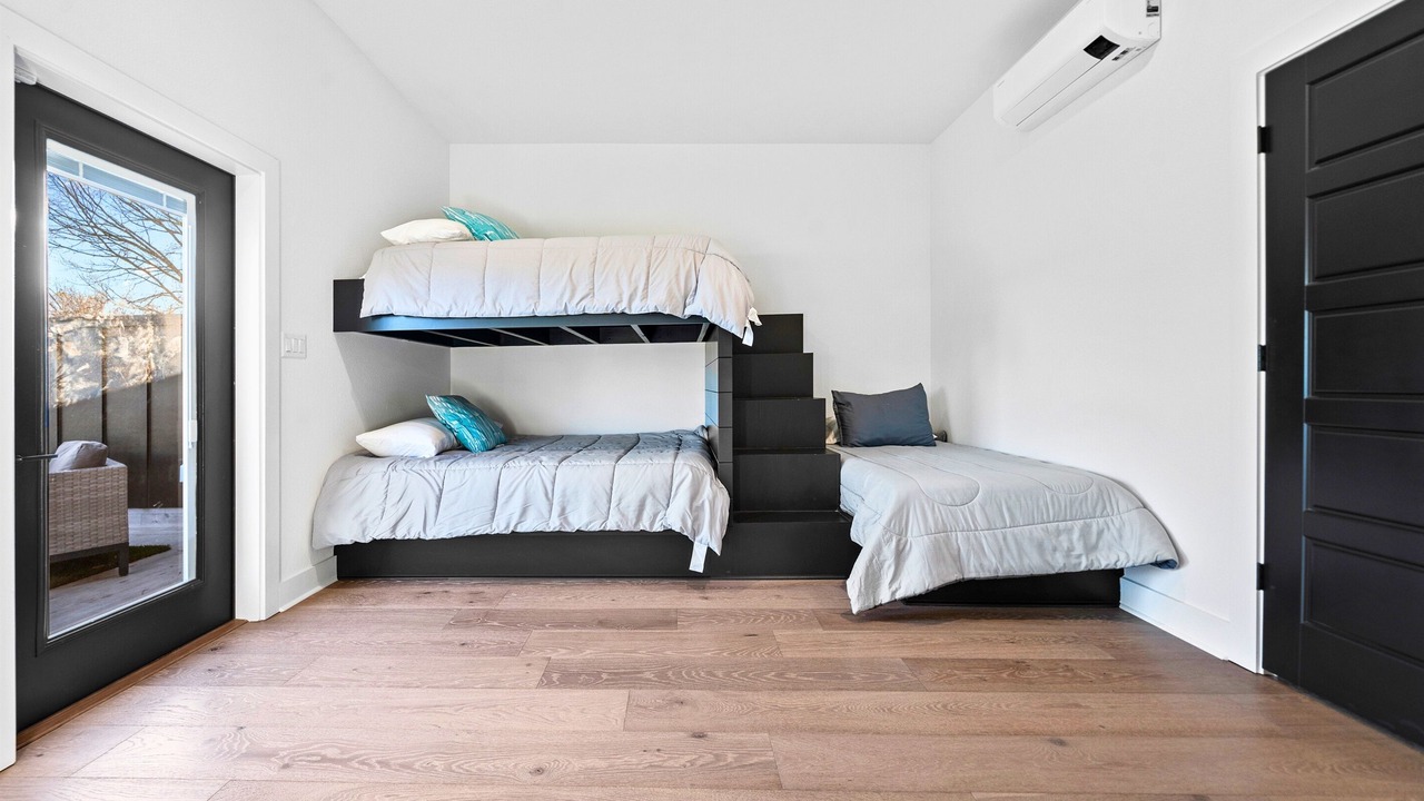 Photo of Bedroom in Piney