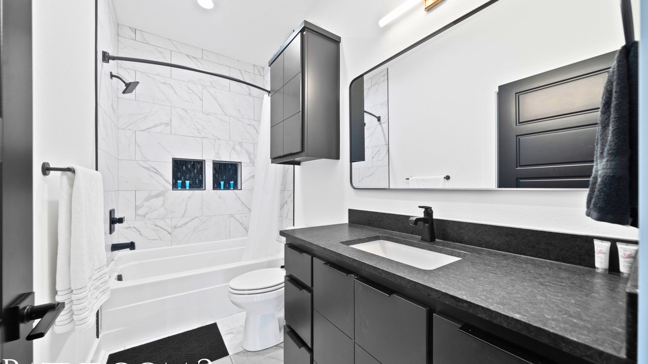 Photo of Bathroom in Piney