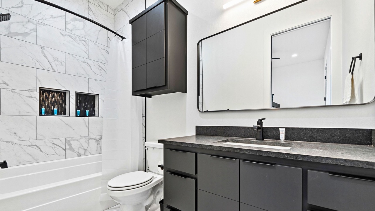 Photo of Bathroom in Piney