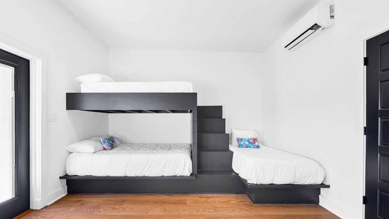 Photo of Bedroom in Piney