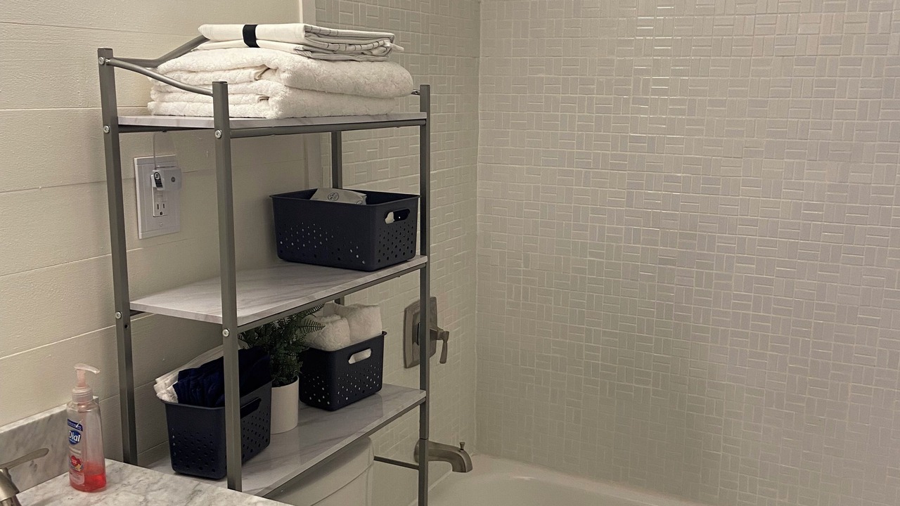 Photo of Bathroom in University District