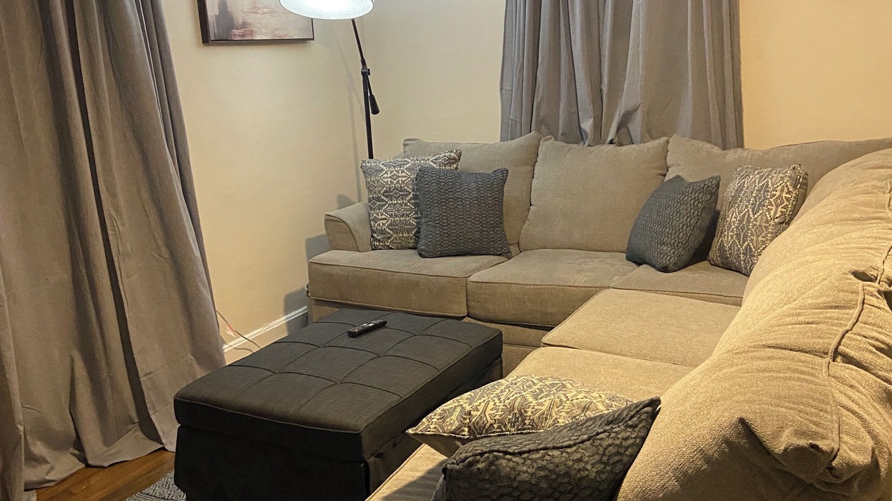 Photo of Livingroom in University District
