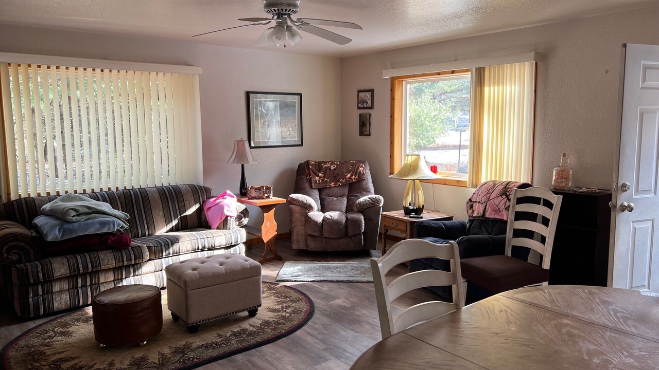 Photo of Livingroom in Fremont