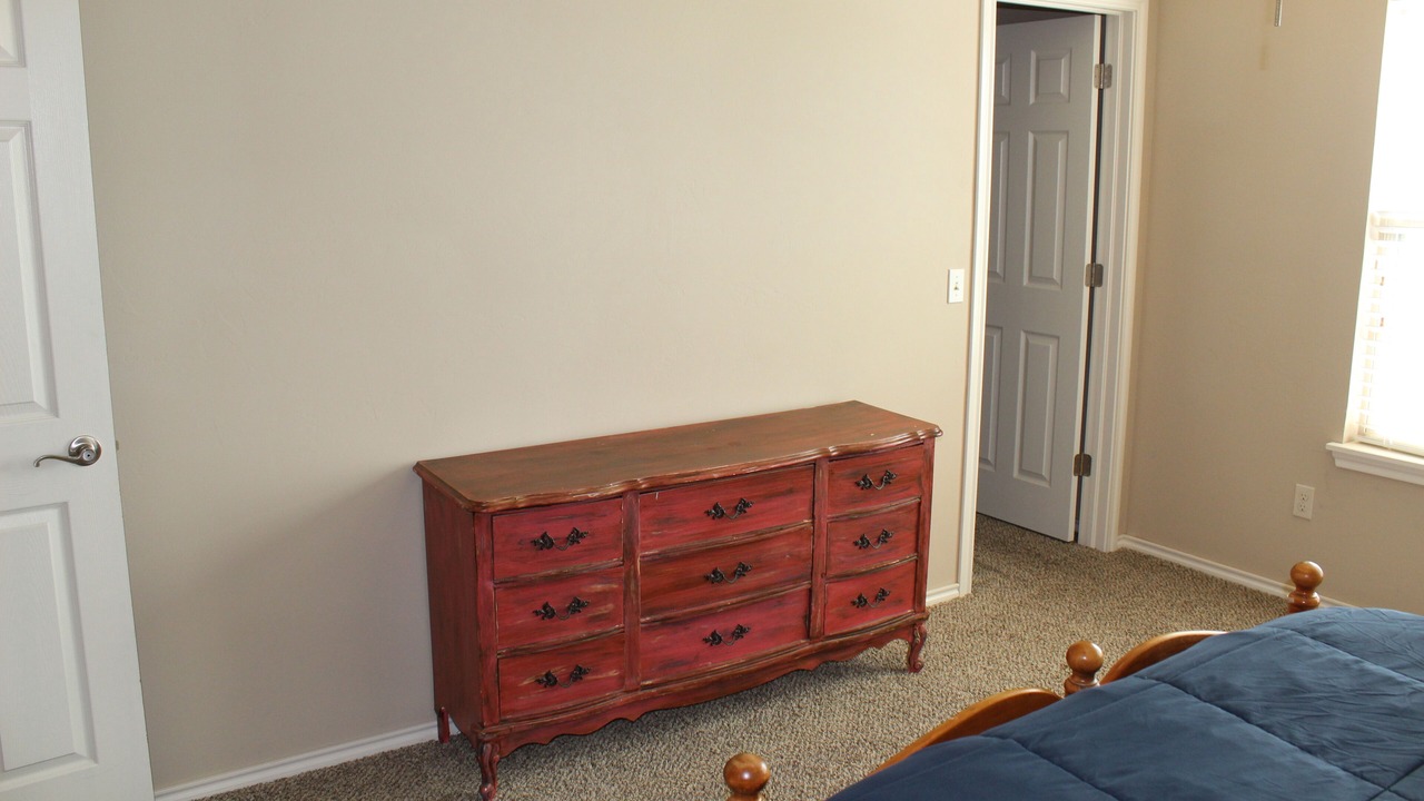 Photo of Bedroom in Yukon