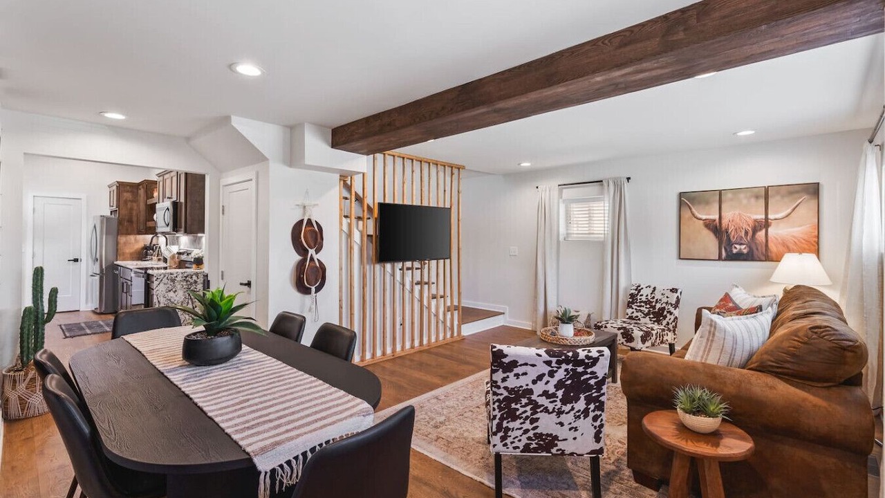 Photo of Bedroom in Greenwood