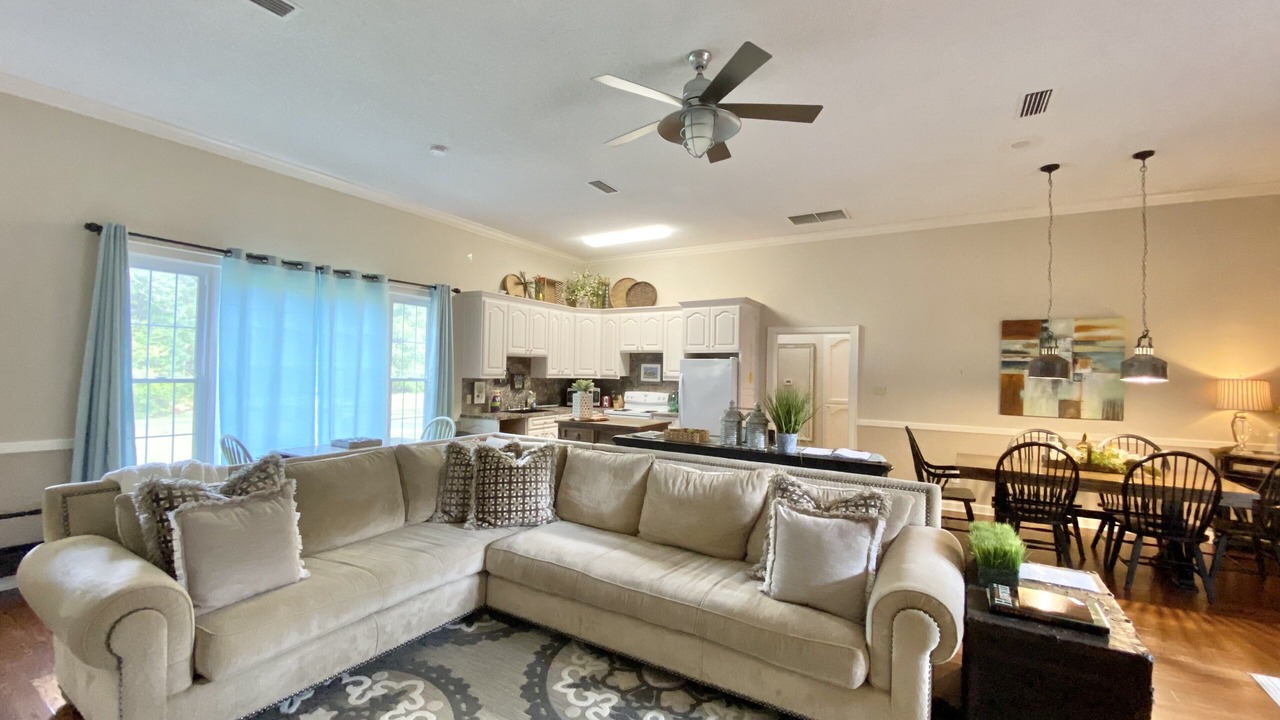 Photo of Livingroom in Hot Springs Village