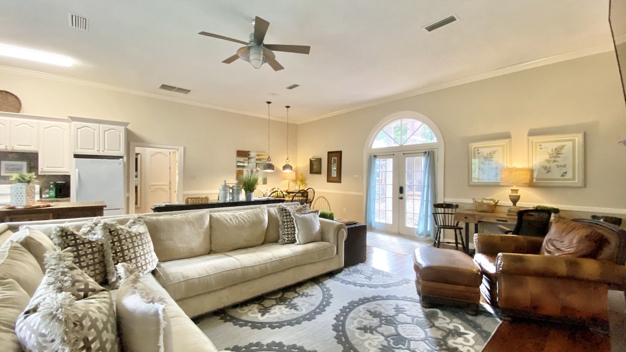 Photo of Livingroom in Hot Springs Village