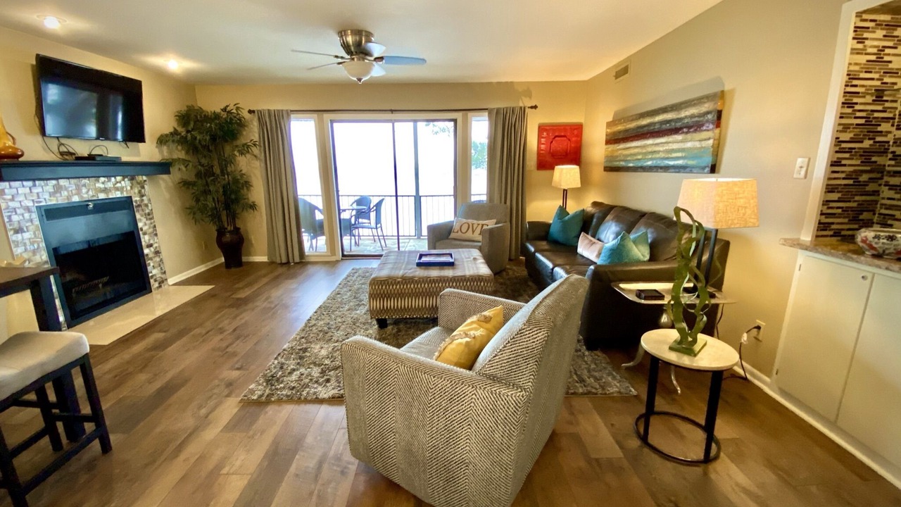 Photo of Bedroom in Lake Hamilton