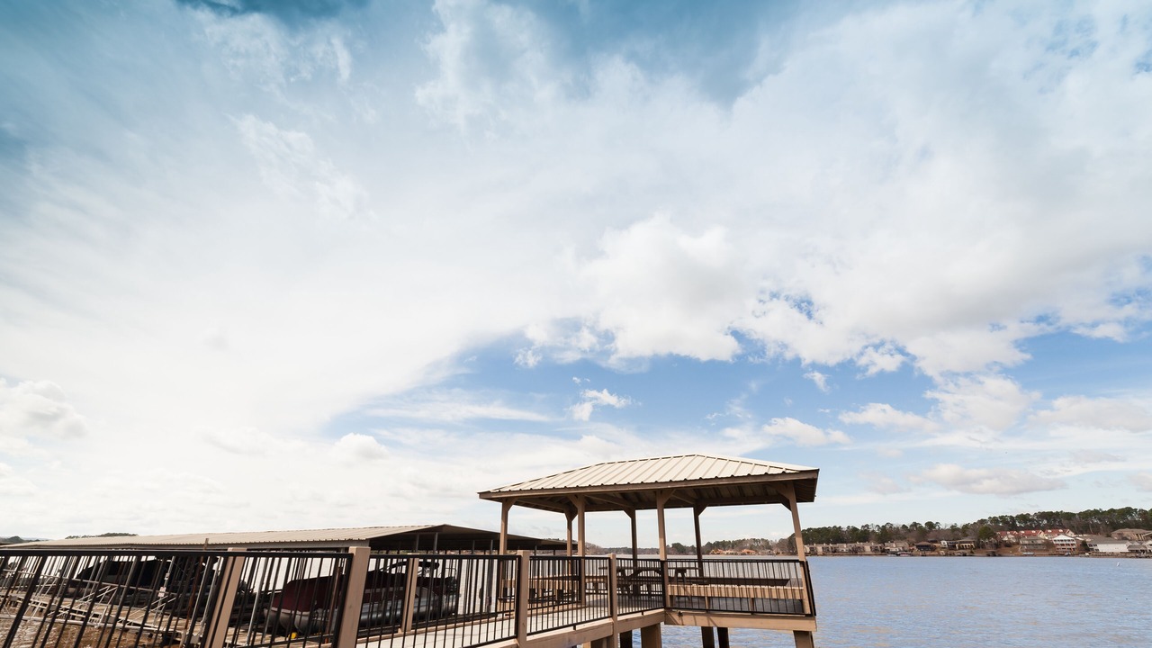 Photo of Others in Lake Hamilton