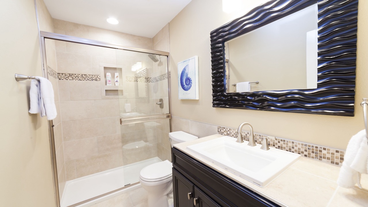 Photo of Bathroom in Lake Hamilton