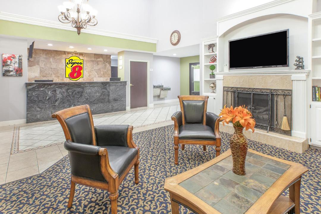 Photo of Livingroom in Lowell