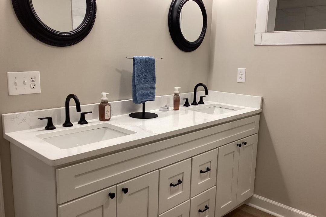 Photo of Bathroom in Counce