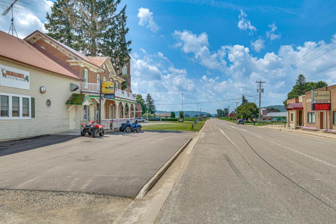 Photo of Others in Waumandee