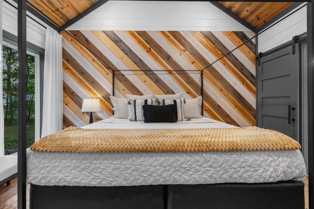 Photo of Bedroom in Pickens