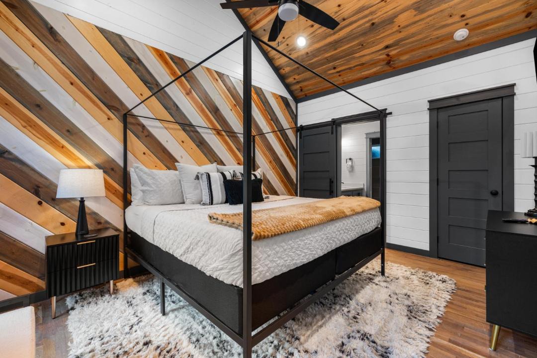 Photo of Bedroom in Pickens