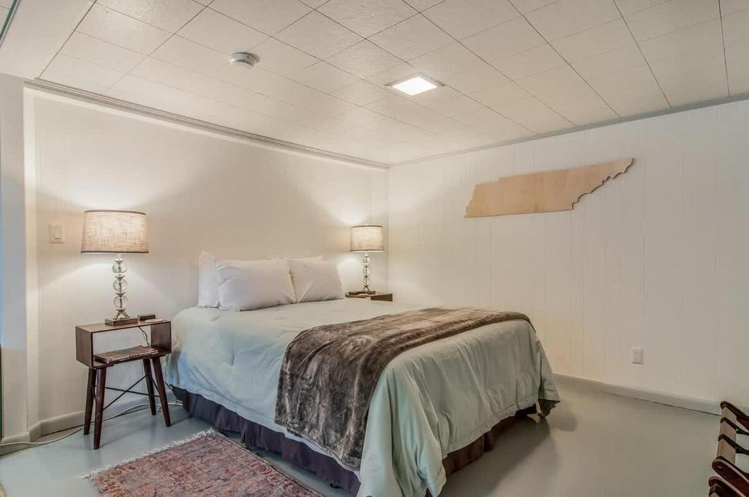 Photo of Bedroom in Inglewood