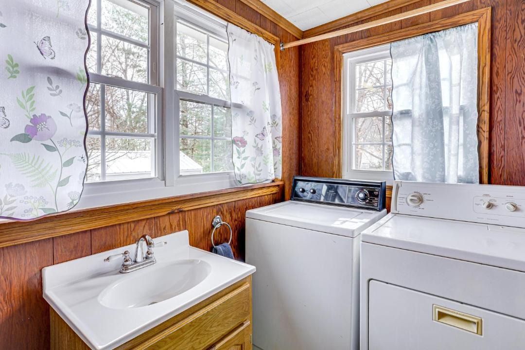 Photo of Bathroom in Greenfield