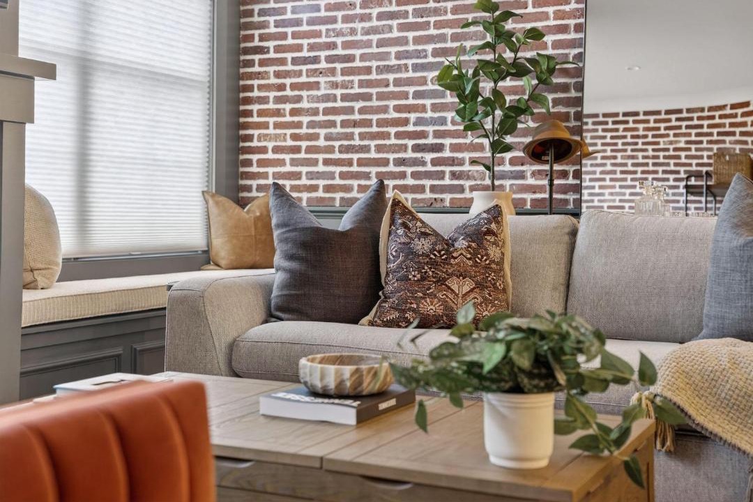 Photo of Livingroom in Hillsboro Village