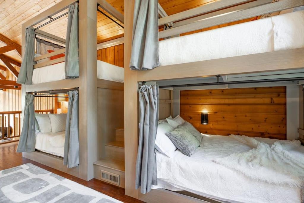 Photo of Bedroom in Rambo Riviera