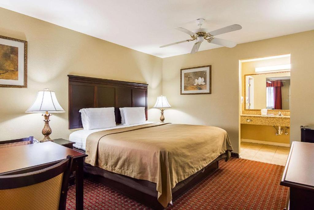 Photo of Bedroom in Bryant