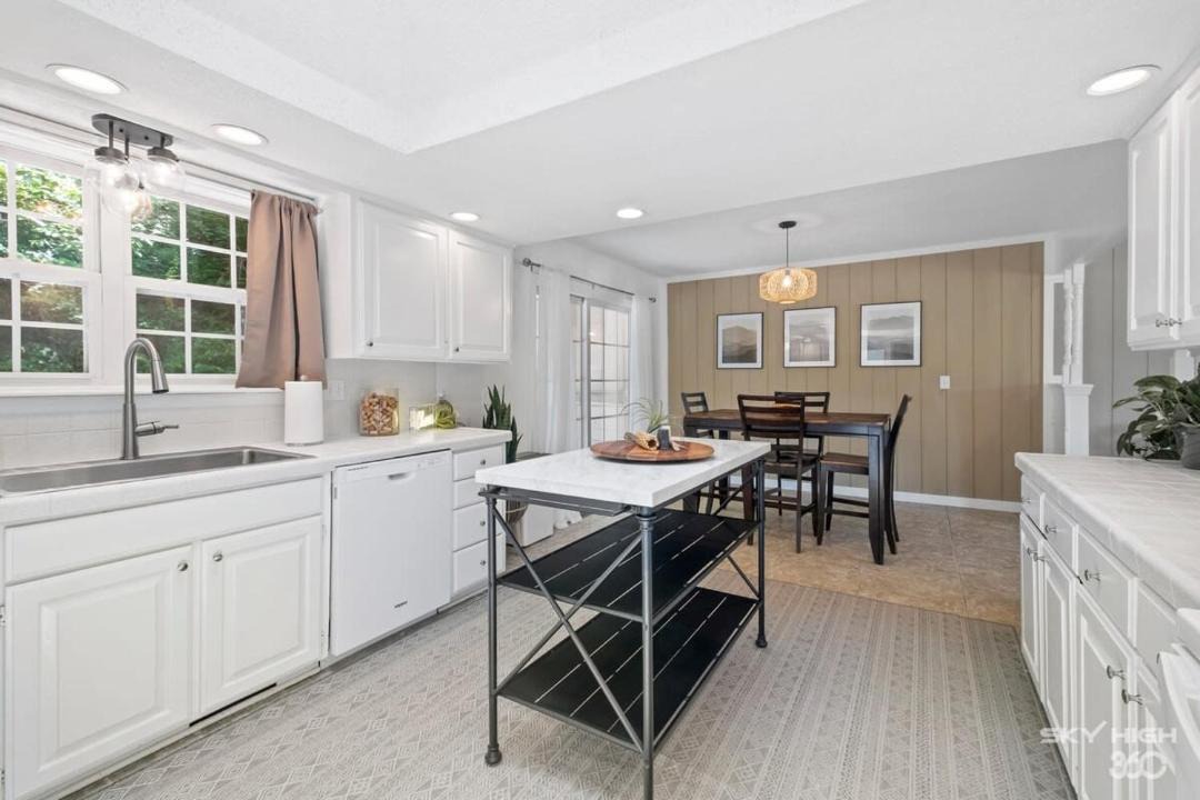 Photo of Kitchen in Rogers