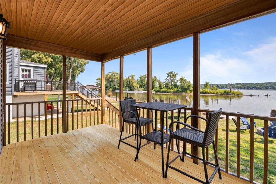 Photo of Patio Balcony in Lynn Center