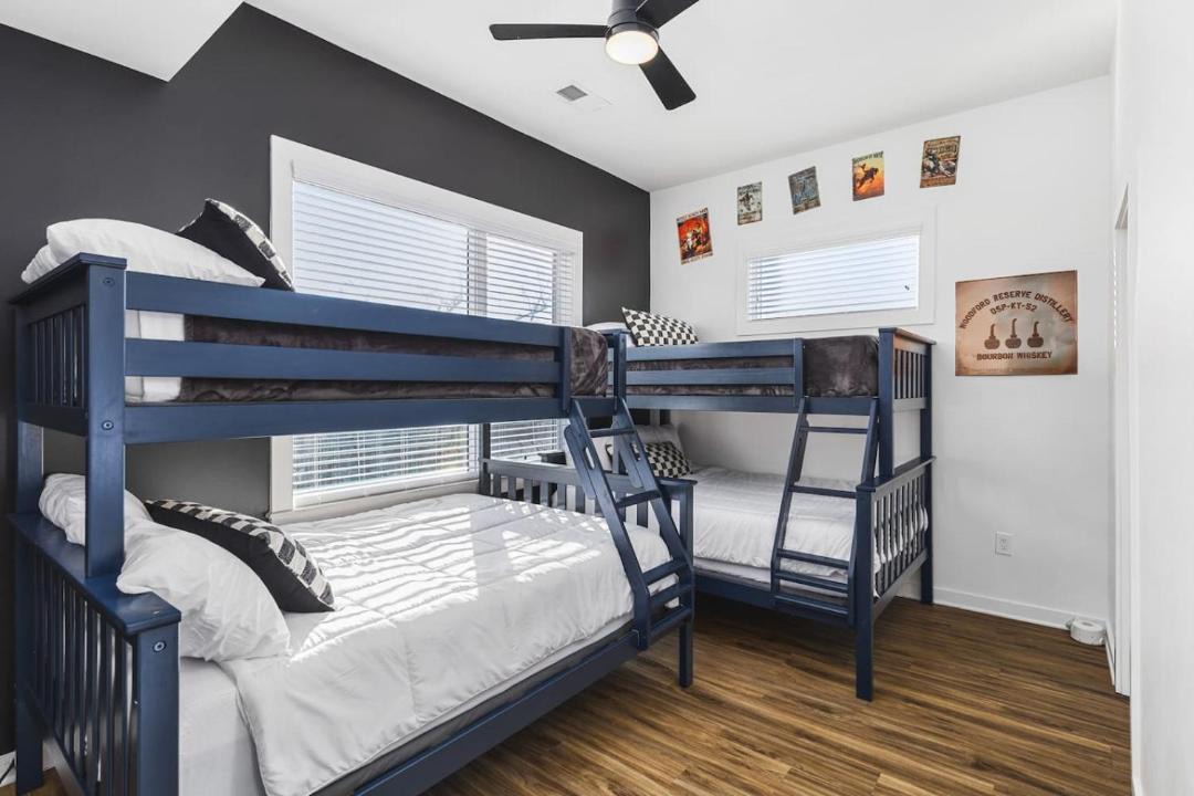 Photo of Bedroom in Cleveland Park