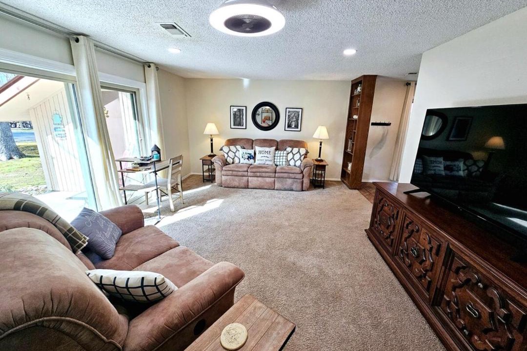 Photo of Livingroom in Hot Springs Village