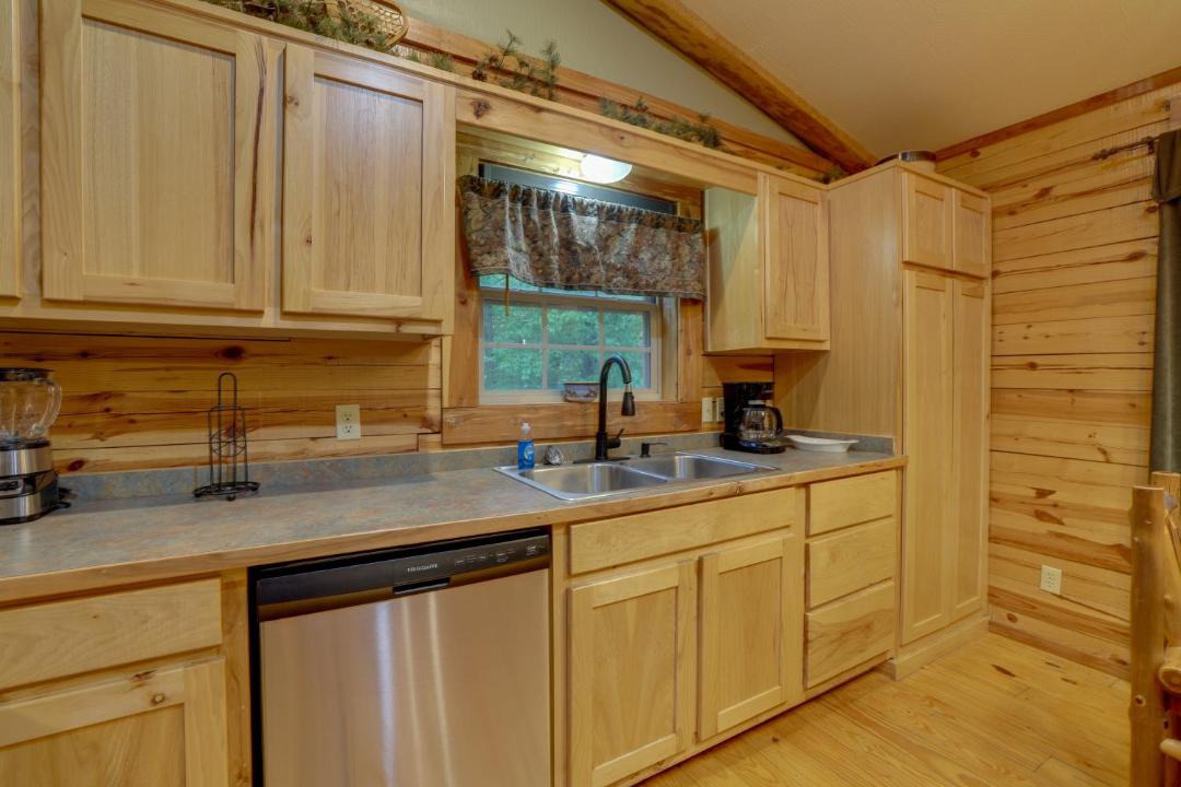 Photo of Kitchen in Sylvan Shores