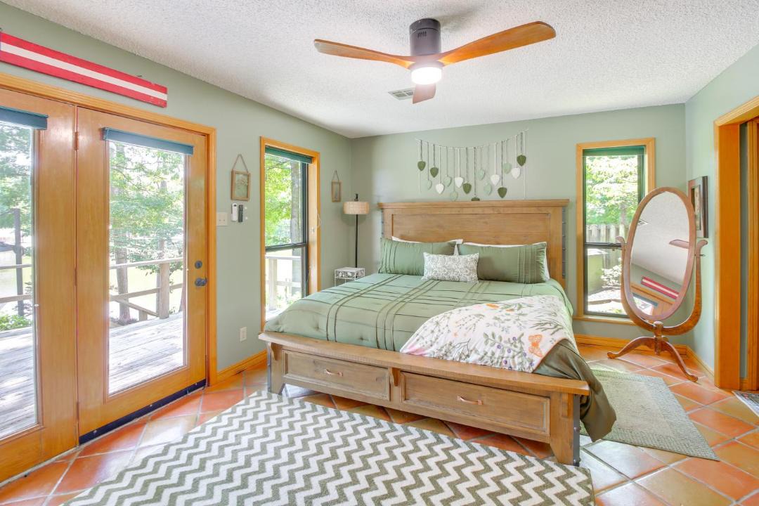 Photo of Bedroom in Mid America