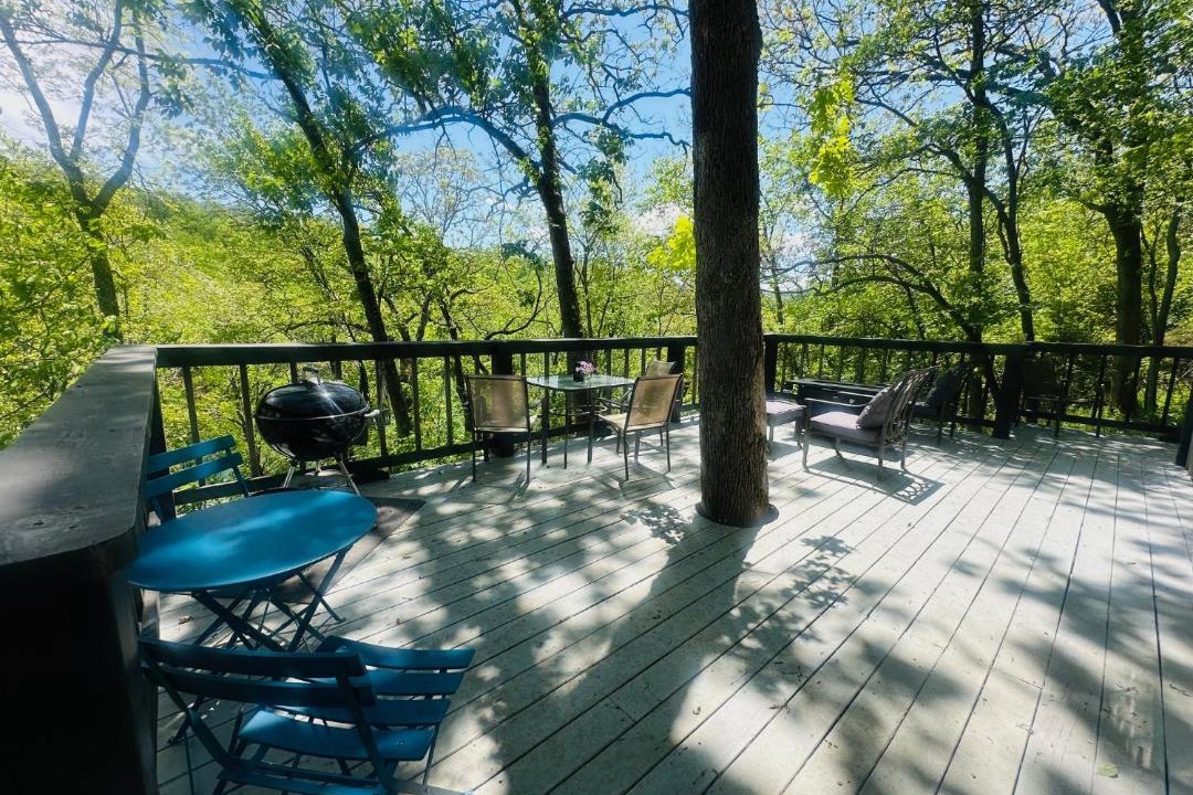 Photo of Patio Balcony in Sylvan Shores
