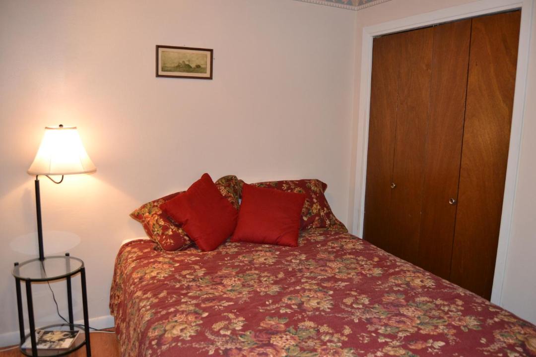 Photo of Bedroom in Hot Springs Village